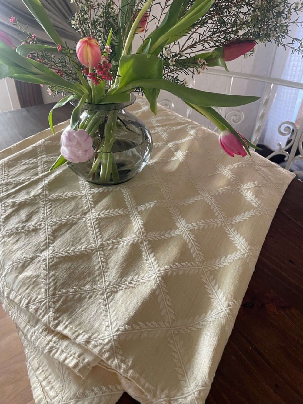 Lenox American by Design Laurel Leafs ivory Tablecloth cotton blend 67x98